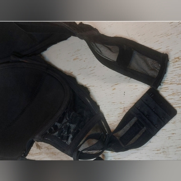 Smart and Sexy Black Lace Balconette Bra Size 42DD Adjustable Convertible Straps - Picture 10 of 11